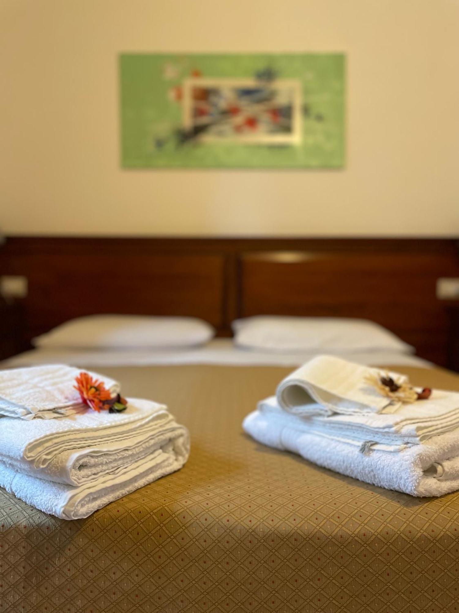 Hostal Borgo Patierno Conca della Campania Habitación foto