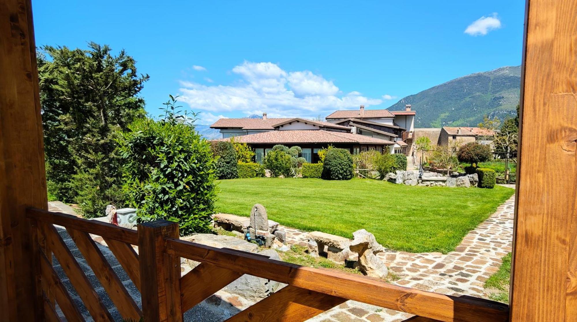 Hostal Borgo Patierno Conca della Campania Exterior foto