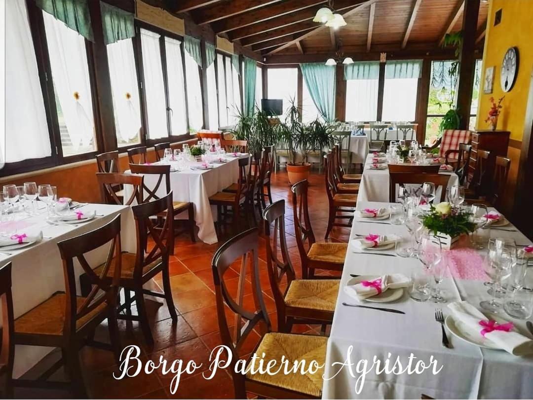 Hostal Borgo Patierno Conca della Campania Exterior foto