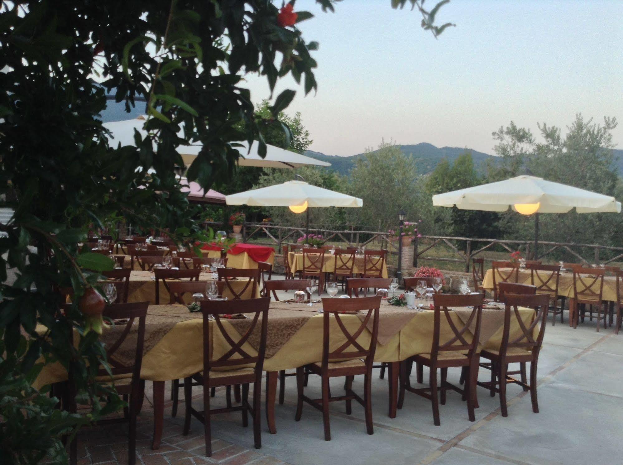 Hostal Borgo Patierno Conca della Campania Exterior foto